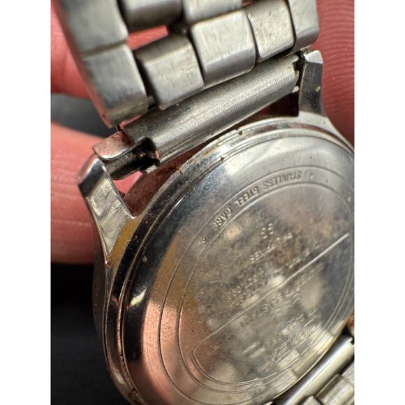 Vtg Timex Indiglo Men's Blue/Date Dial Stainless Steel Watch W/R 30M 35.4mm - Picture 9 of 11